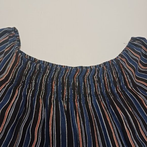 ROMEO & JULIET COUTURE Boho Striped Bell Sleeve with Tassels Blouse, Sz L, Used - Picture 6 of 11